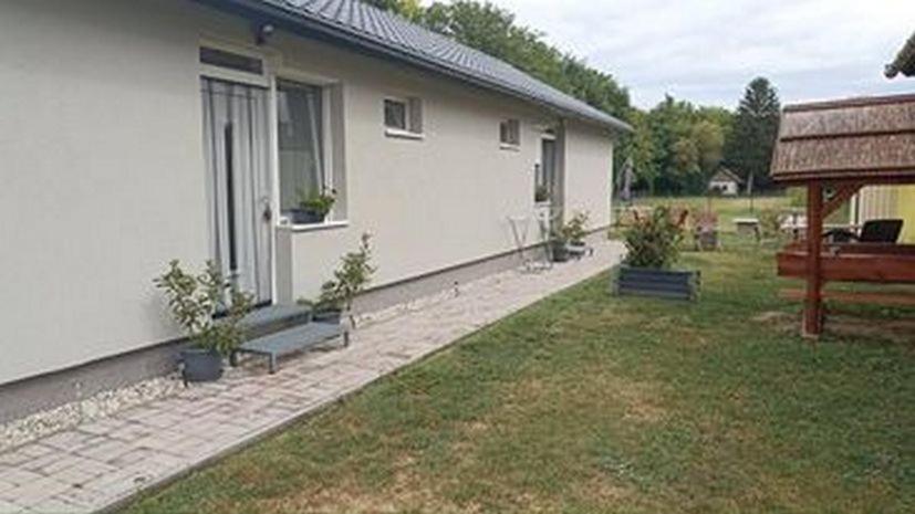 Sueni Apartman Ordacsehi Экстерьер фото