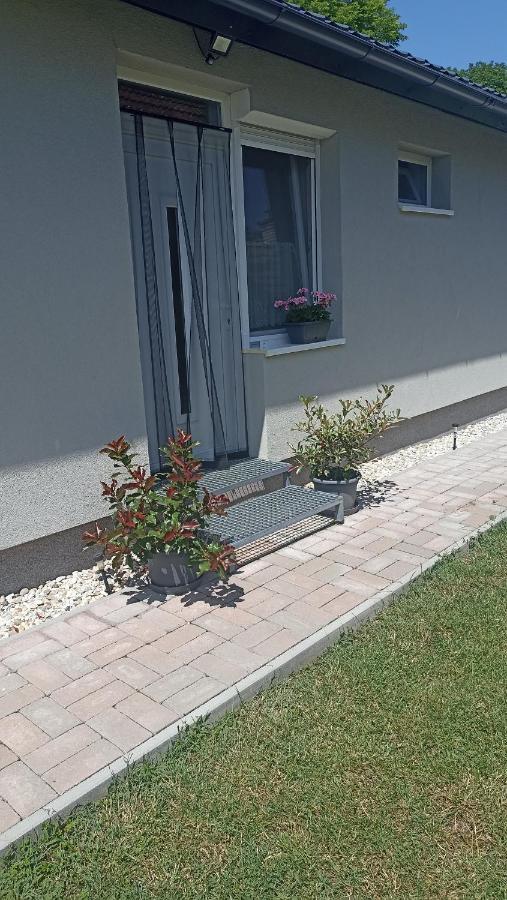 Sueni Apartman Ordacsehi Экстерьер фото