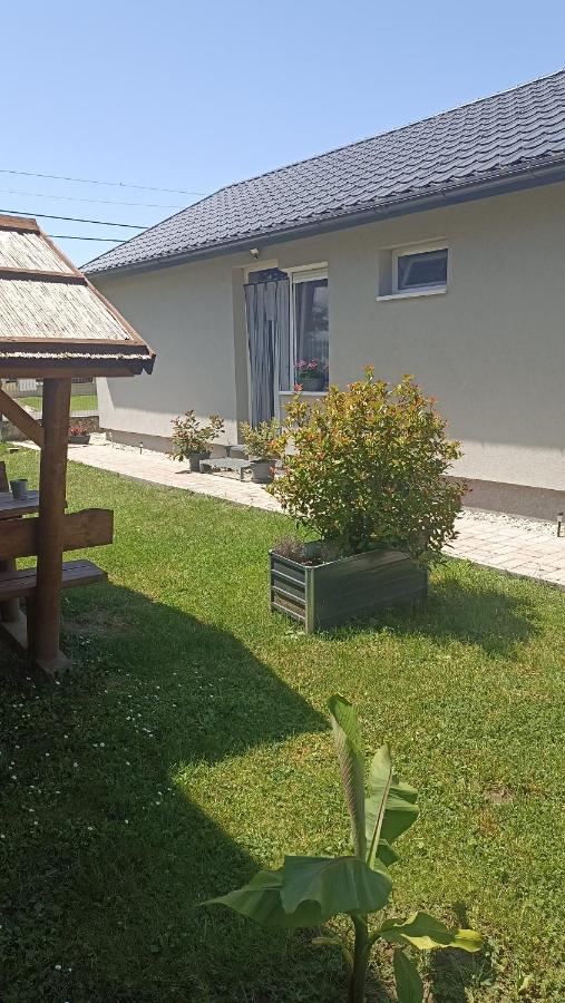 Sueni Apartman Ordacsehi Экстерьер фото